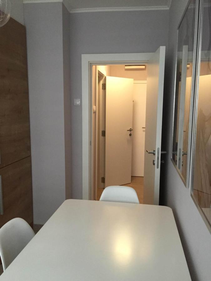 Balkan-Inn Parlament Lux Apartment Belgrad Exterior foto